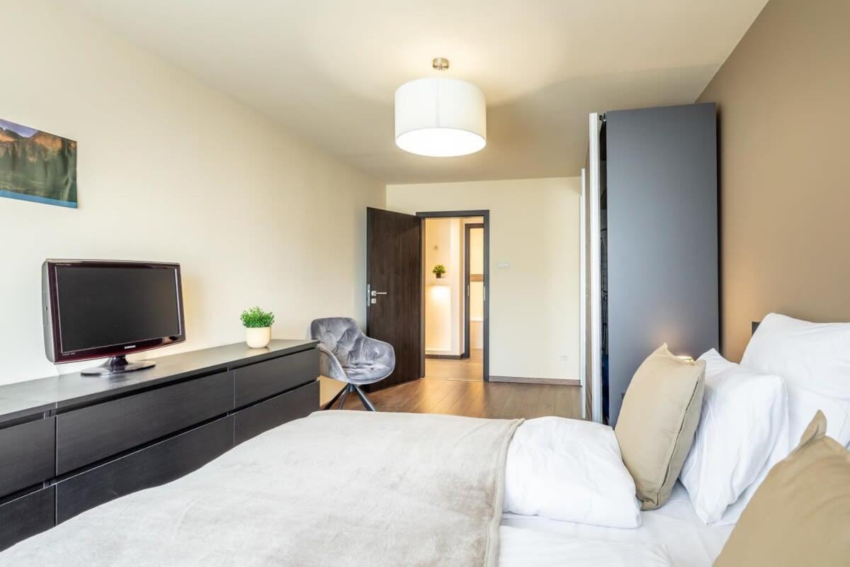 Cozy Quiet Apartment With A Balcony Budapeste Exterior foto