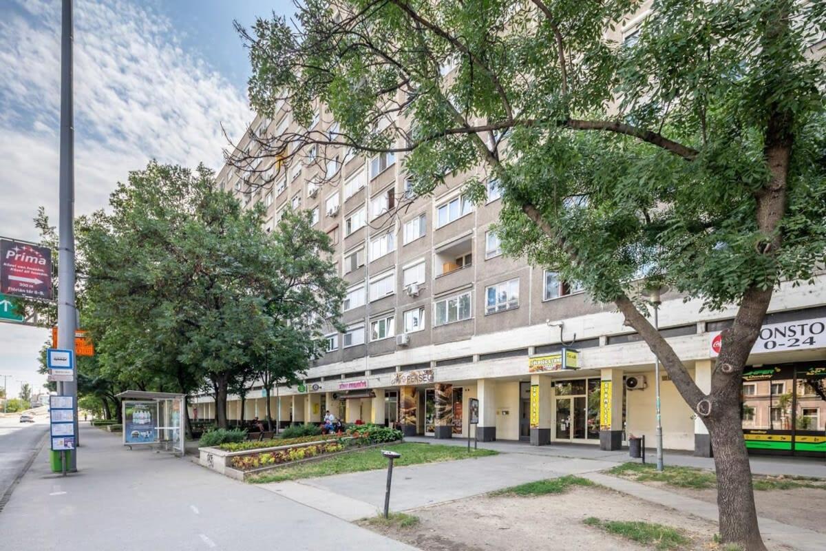 Cozy Quiet Apartment With A Balcony Budapeste Exterior foto